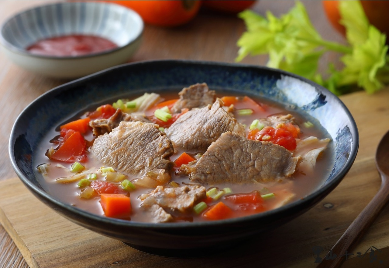 輕鬆享用拆開即時的美味：台灣牛牛肉蔬菜湯